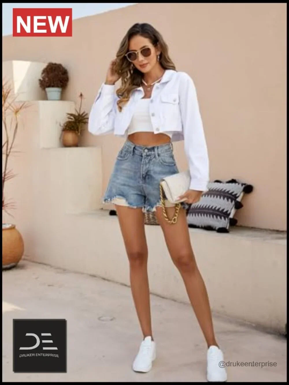 Cropped Denim Jean Jacket Button Up Ripped Frayed Washed